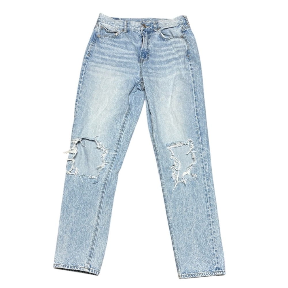 American Eagle Outfitters Blue Light Wash Denim Mom Jeans Ripped